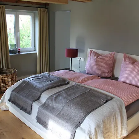 Bed & Breakfast Bb Baischhof Barabein 3*